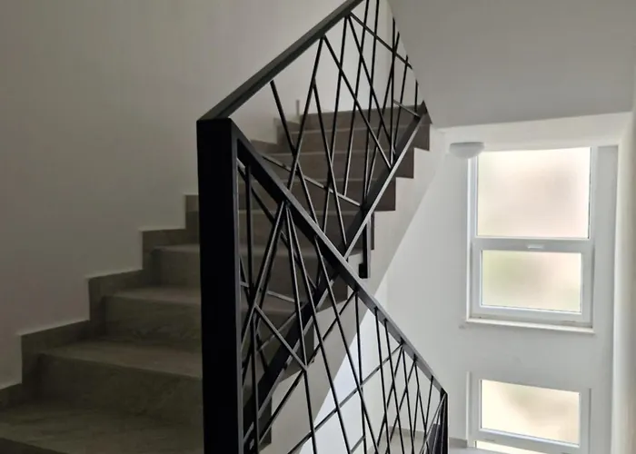 Apartment C Nemira